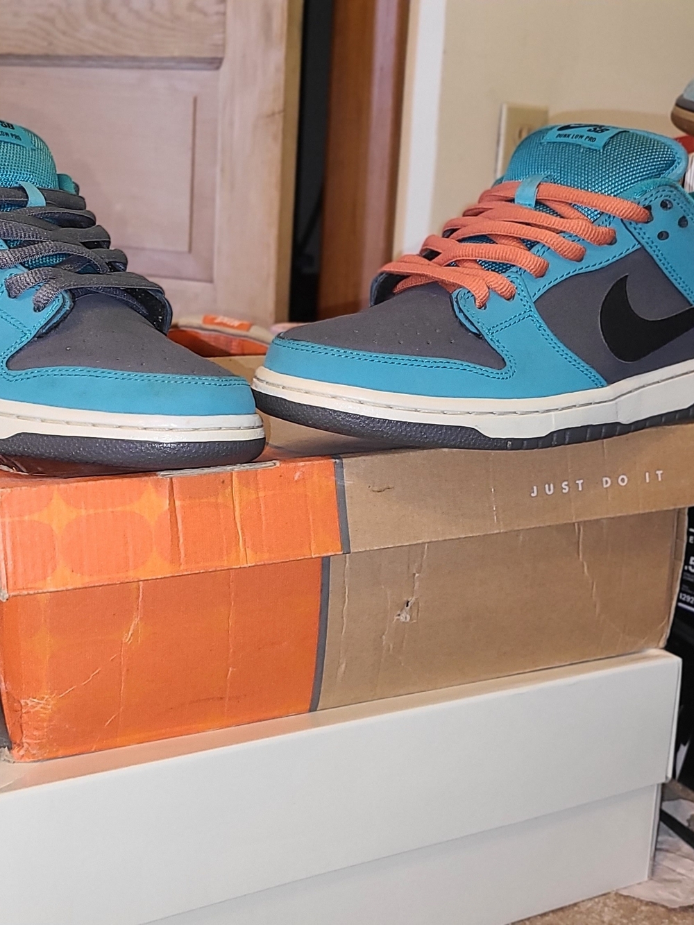 Nike SB Dunk Low Pro 'Dusty Cactus' 9.5 Mens US OG Laces, No Box